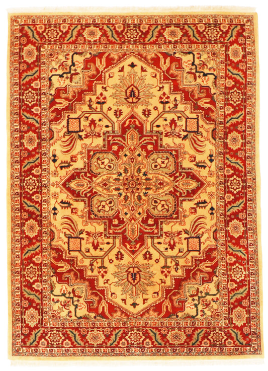 5.7 x 7.7 - Heriz Wool Traditional Rectangle - Finest Hand-Knotted Quality Wool