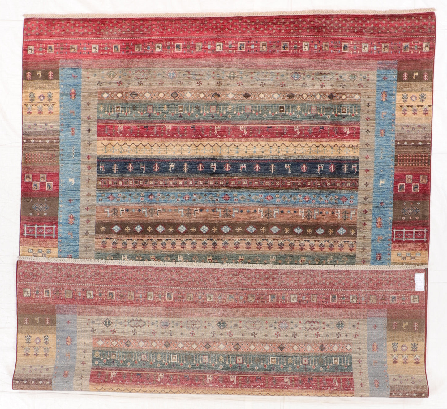 8 x 10 - Baluch Fine/Wool All Over Rectangle - Hand Knotted Rug