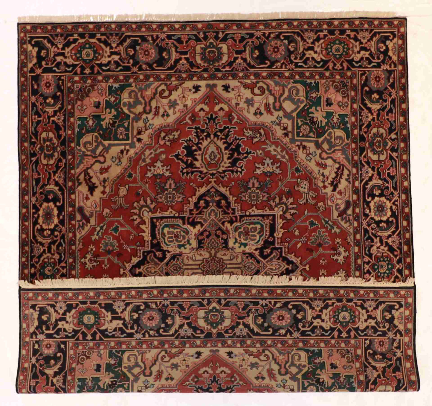 W 8.1 - L 10 - Heriz Wool Traditional Rectangle - Finest Hand-Knotted Quality Wool - 22924