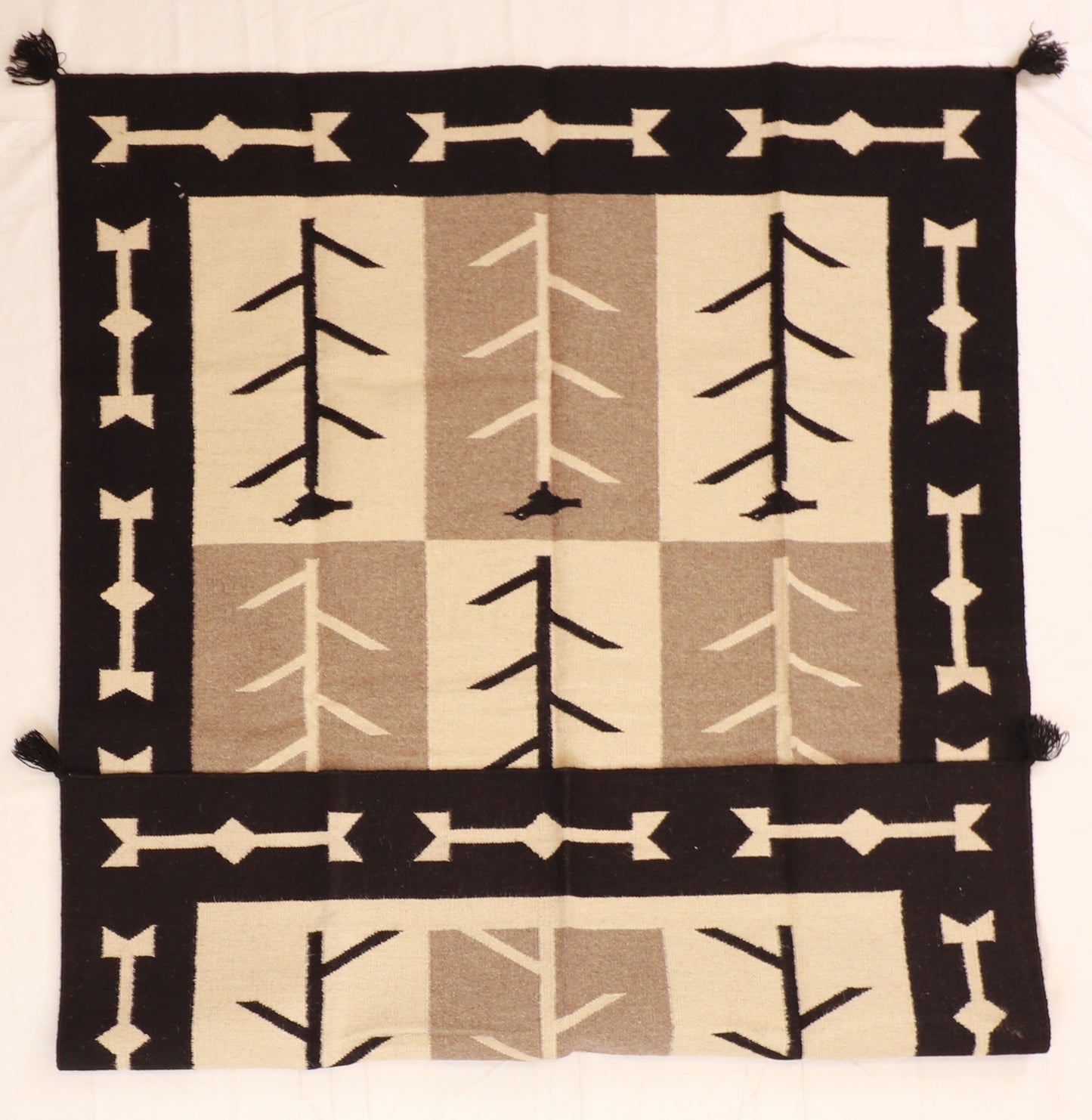 5.2x6.11 - Navajo Fine Wool All Over Rectangle - Hand Knotted Rug