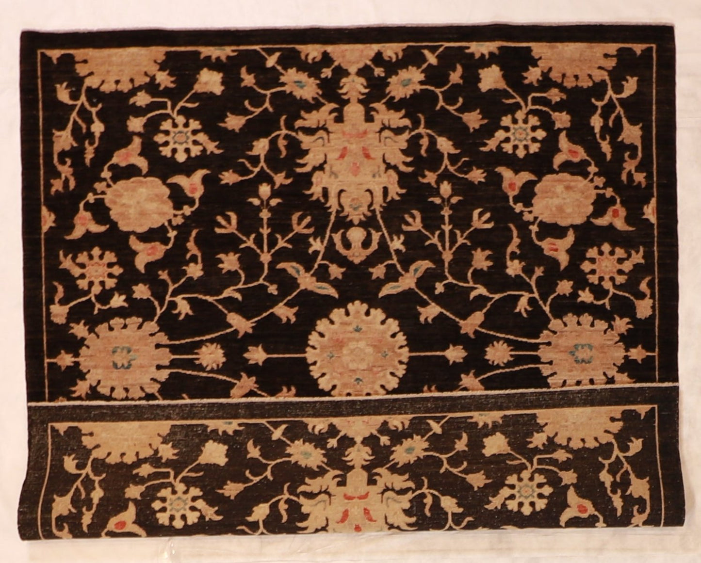 Square - Agra Fine Wool All Over Rectangle - Hand Knotted Rug